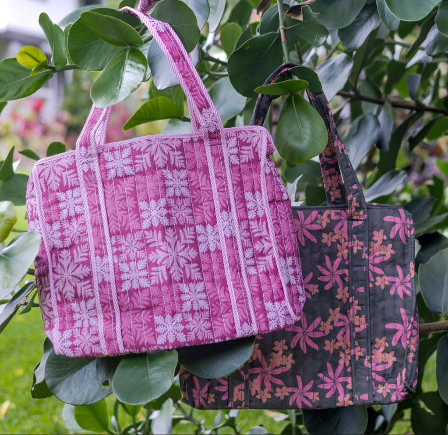 PINK QUILTED KUIKI ZIPPER TOTE