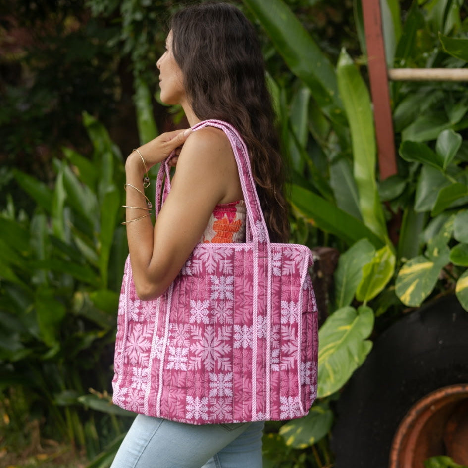 PINK QUILTED KUIKI ZIPPER TOTE