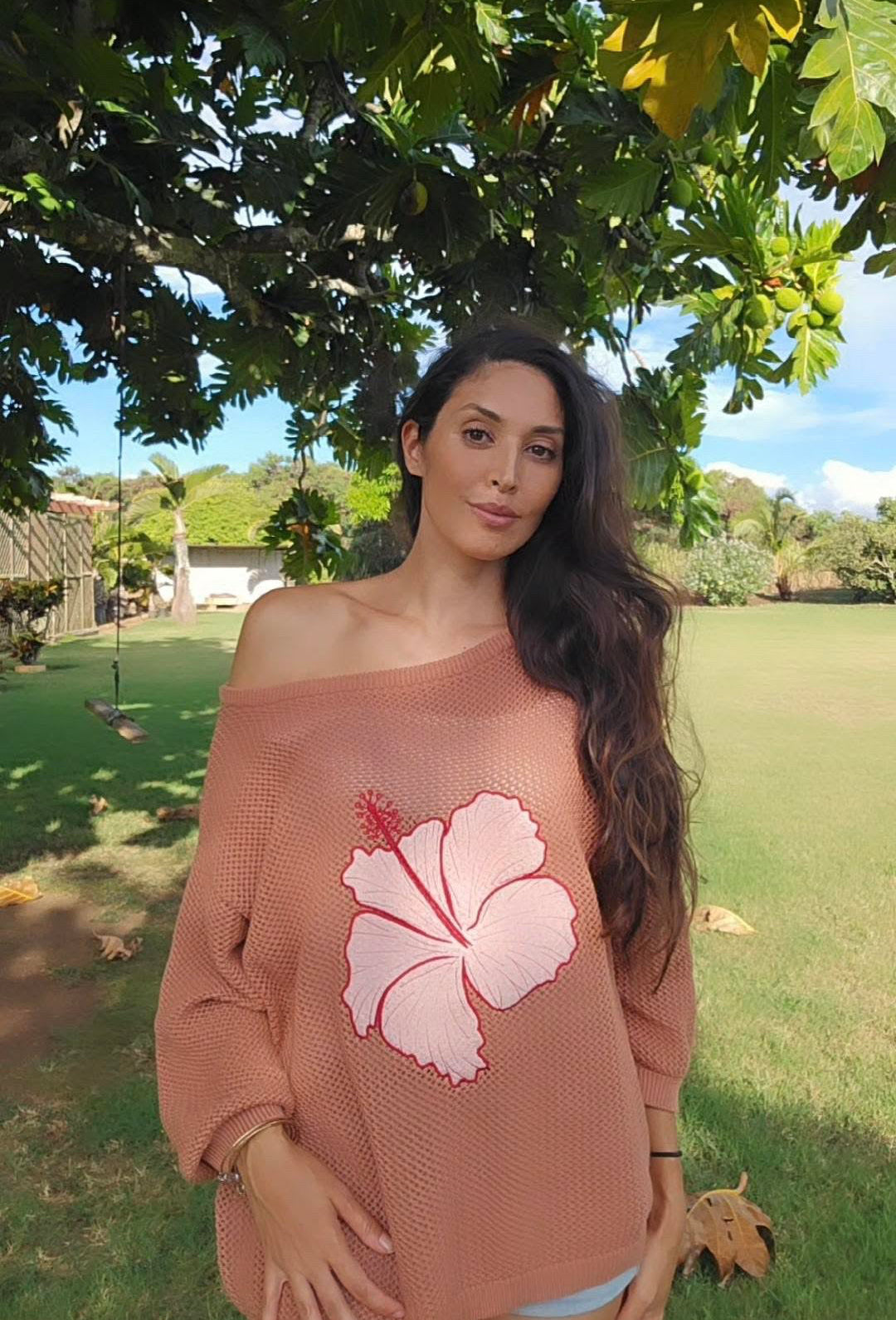 BROWN HIBISCUS SWEATER